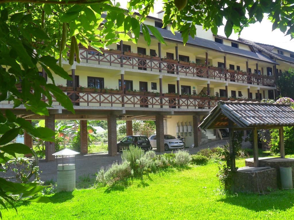 Pousada Dos Platanos Hotel Nova Petropolis Exterior photo